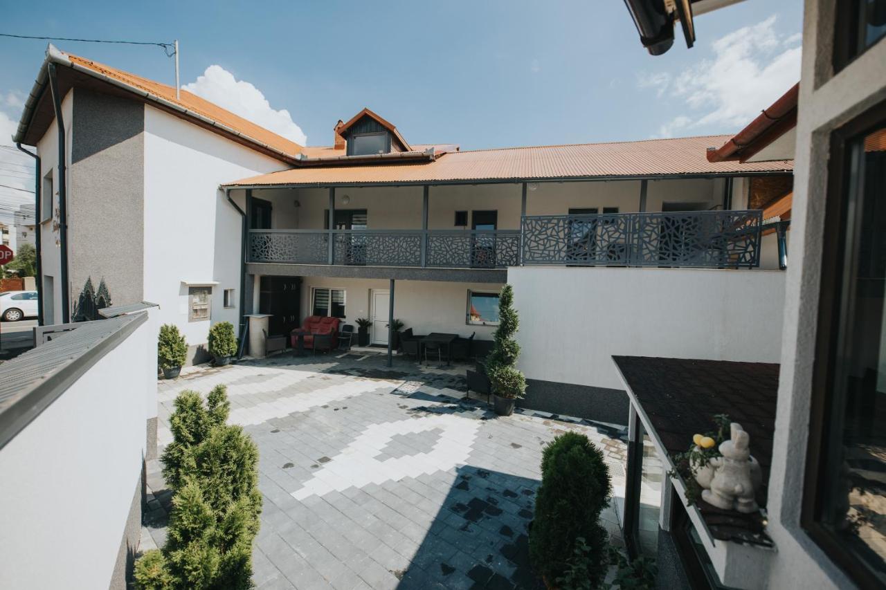 Endlich Zuhause Hotel Sibiu Exterior photo